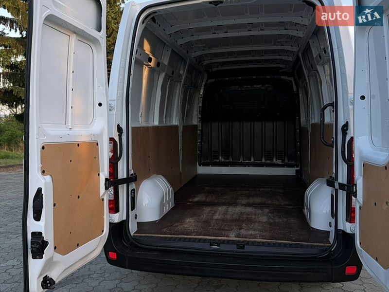 Грузовой фургон Renault Master 2020 в Дубно