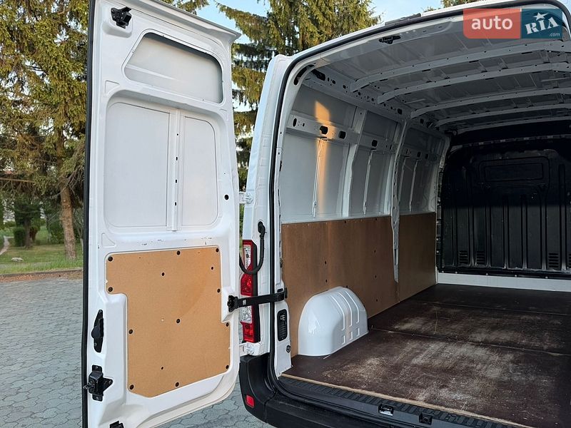 Грузовой фургон Renault Master 2020 в Дубно