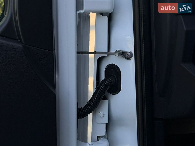 Грузовой фургон Renault Master 2022 в Дубно фото 26 Грузовой фургон Renault Master 2022 в Дубно