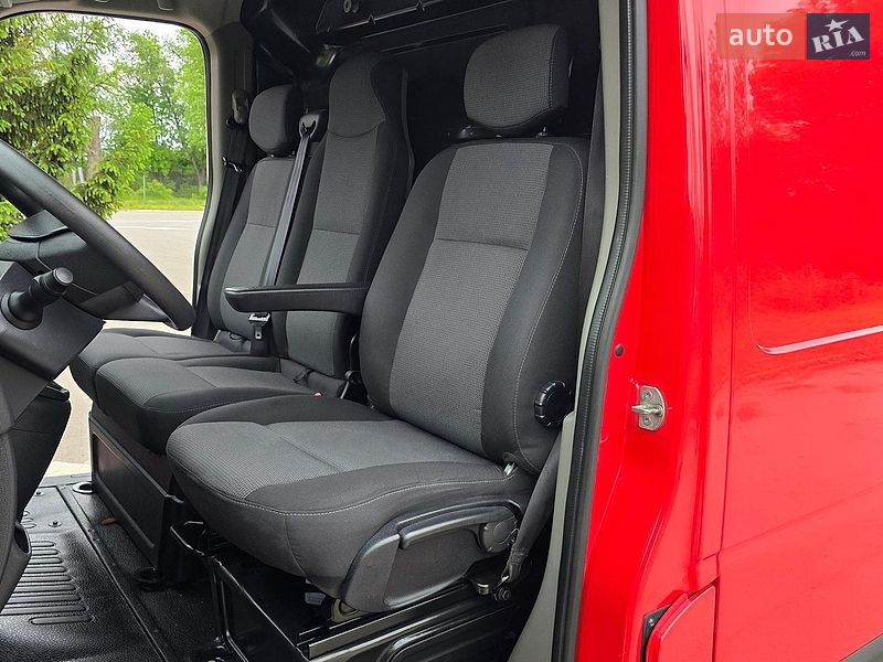 Грузовой фургон Renault Master 2019 в Житомире фото 25 Грузовой фургон Renault Master 2019 в Житомире