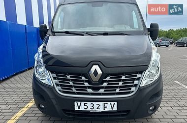 Вантажний фургон Renault Master 2017 в Рівному