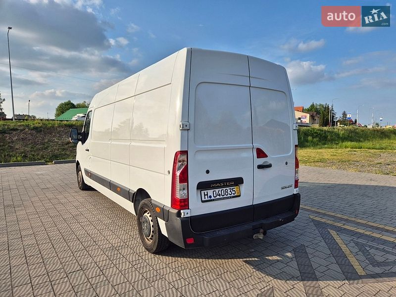 Грузовой фургон Renault Master 2020 в Стрые
