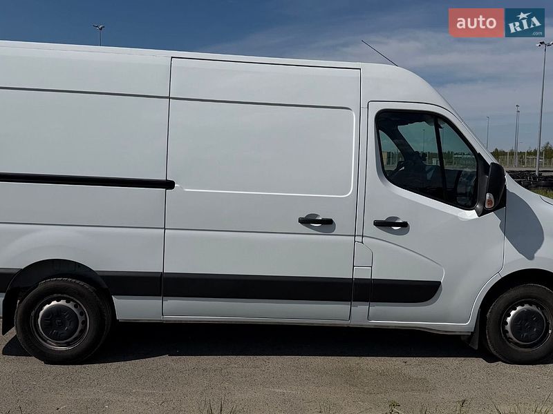 Грузовой фургон Renault Master 2024 в Львове