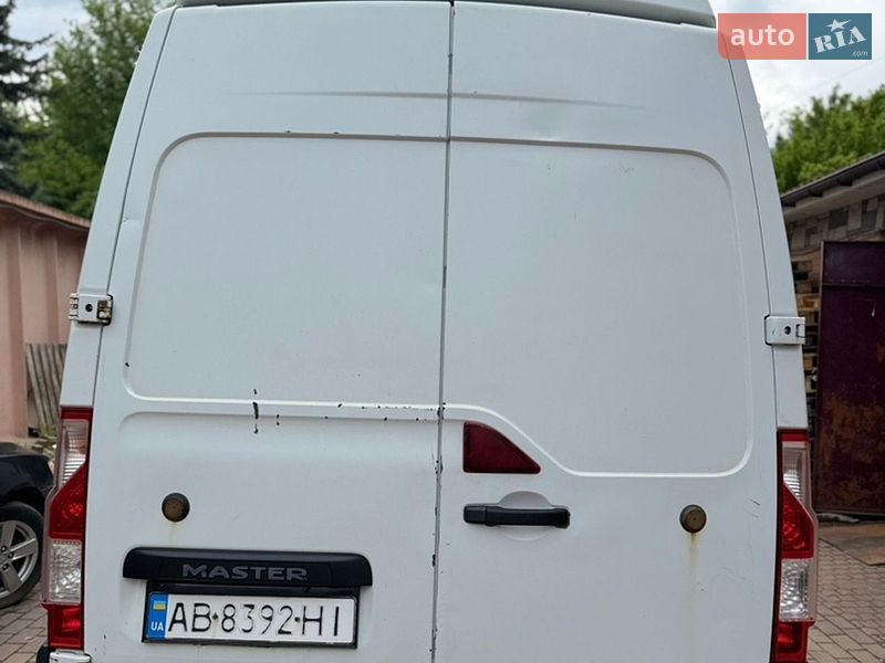 Грузовой фургон Renault Master 2012 в Виннице