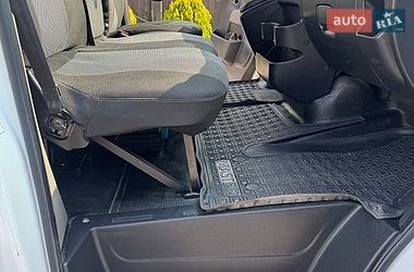Грузовой фургон Renault Master 2015 в Львове