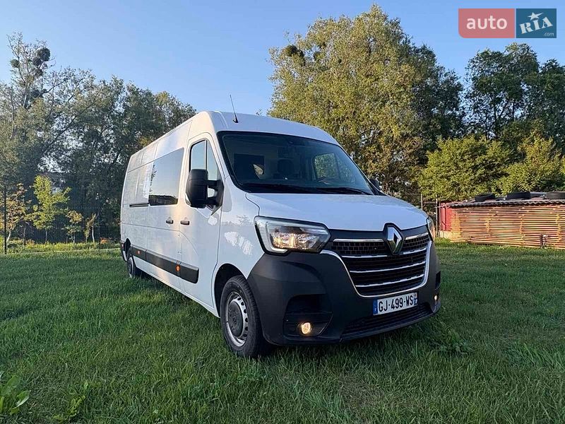 Грузовой фургон Renault Master 2022 в Радивилове