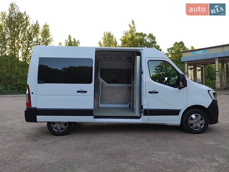 Вантажний фургон Renault Master 2021 в Бердичеві
