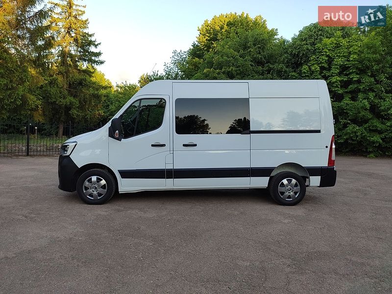Вантажний фургон Renault Master 2021 в Бердичеві