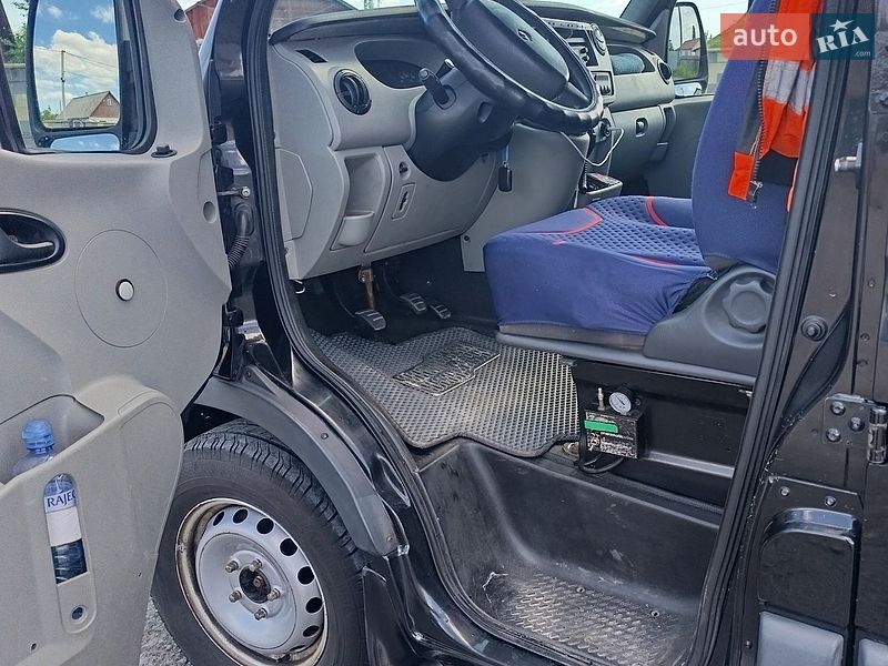 Автовоз Renault Master 2010 в Звягелі