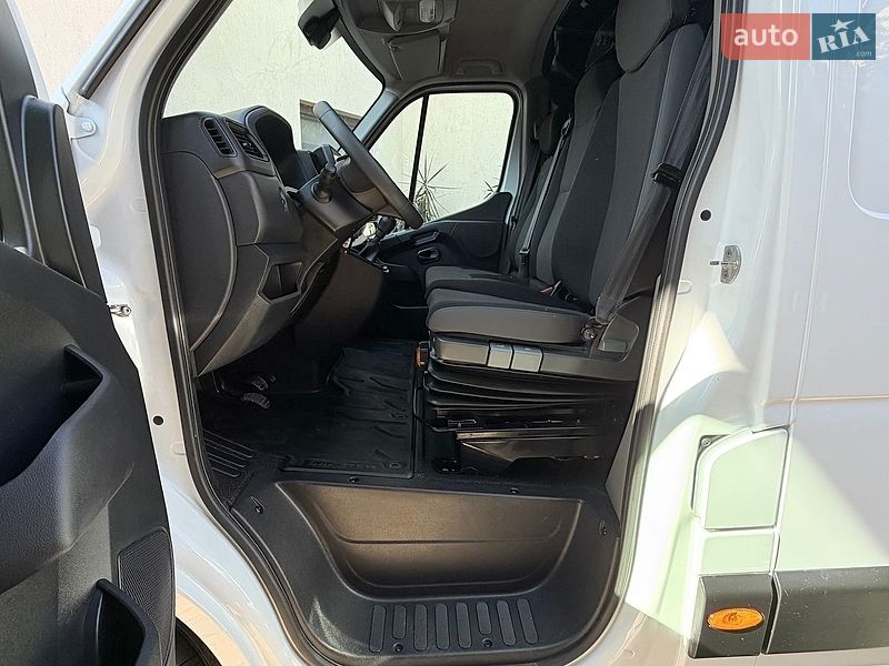Грузовой фургон Renault Master 2021 в Киеве