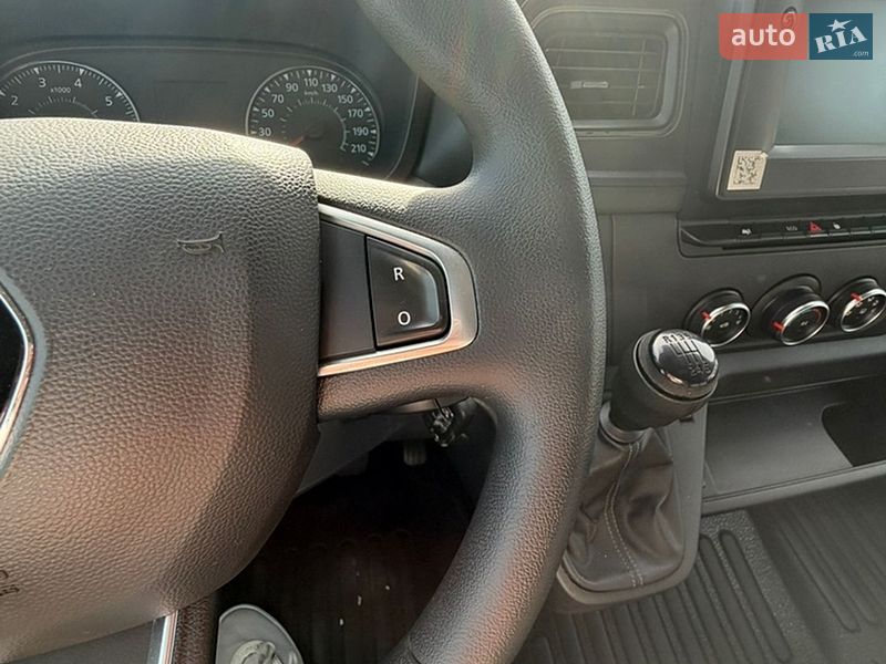 Вантажний фургон Renault Master 2022 в Луцьку