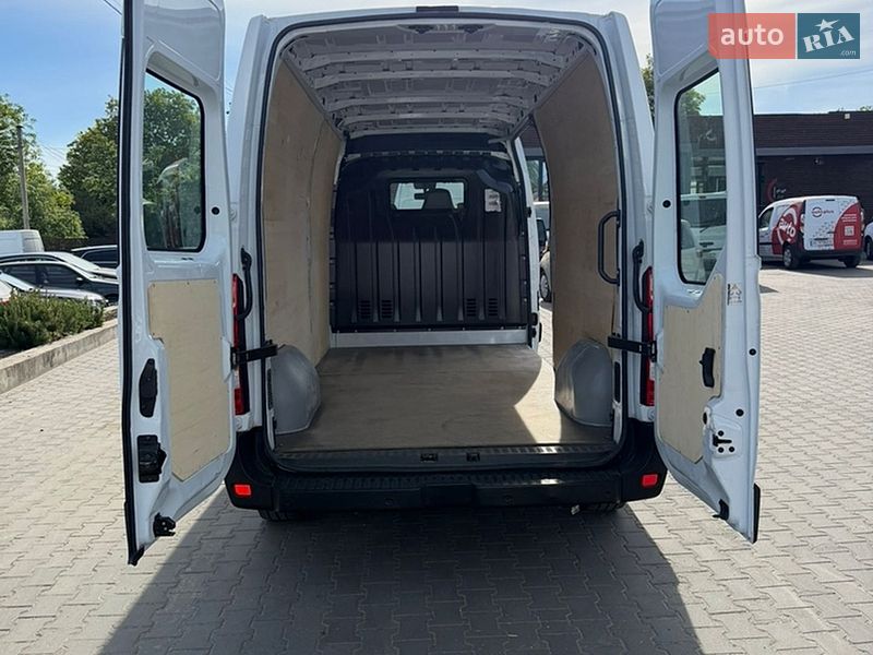 Вантажний фургон Renault Master 2022 в Луцьку