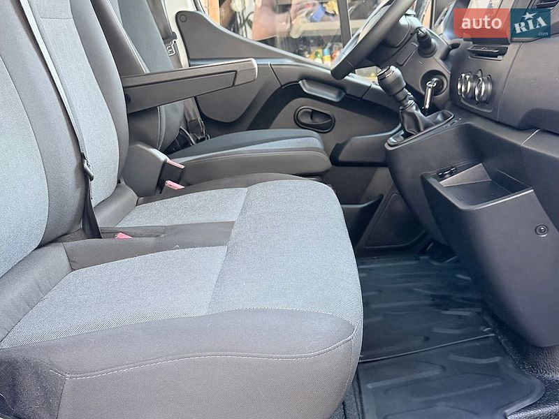 Грузовой фургон Renault Master 2021 в Киеве