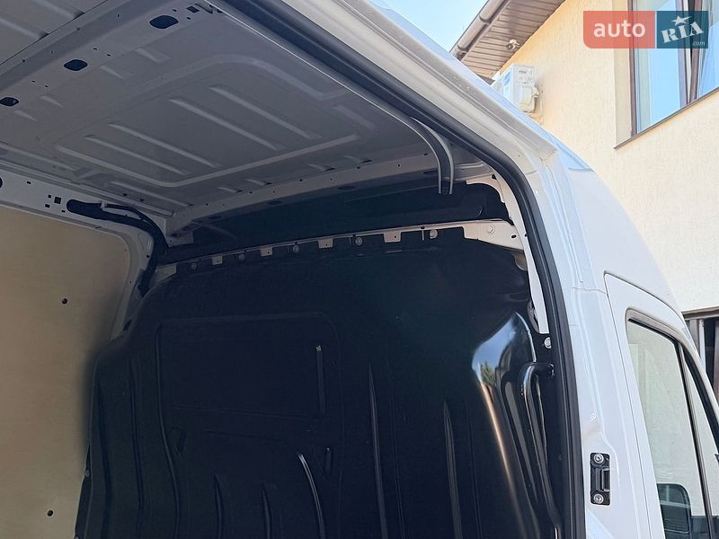 Грузовой фургон Renault Master 2021 в Киеве
