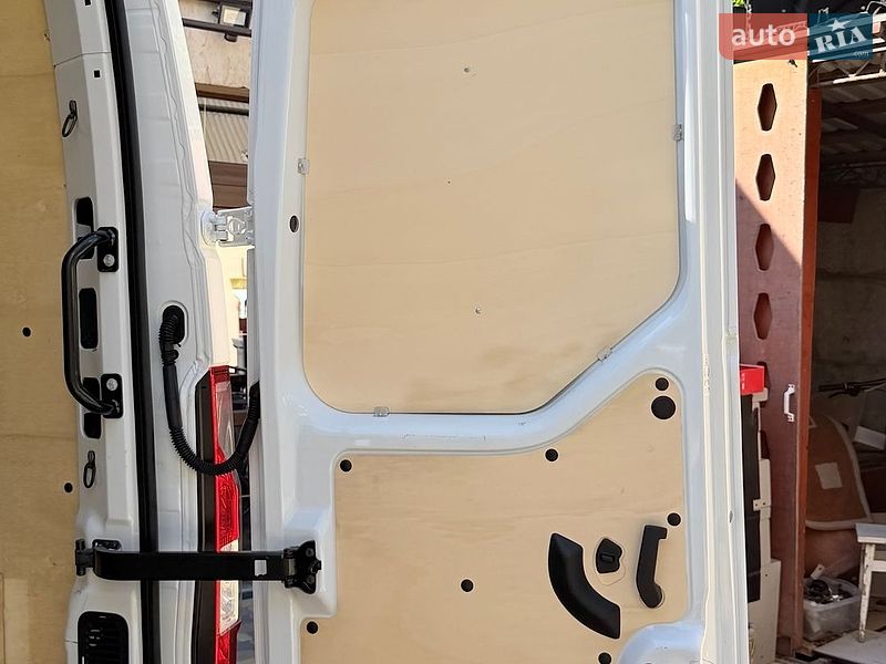 Грузовой фургон Renault Master 2021 в Киеве