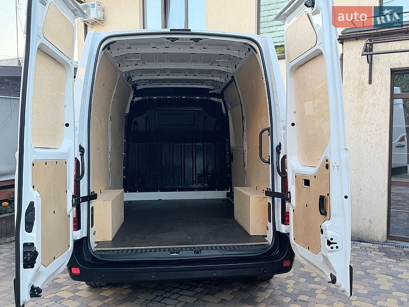 Вантажний фургон Renault Master 2022 в Києві
