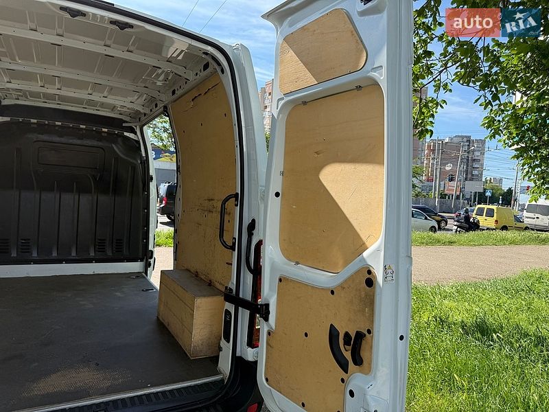 Грузовой фургон Renault Master 2021 в Одессе