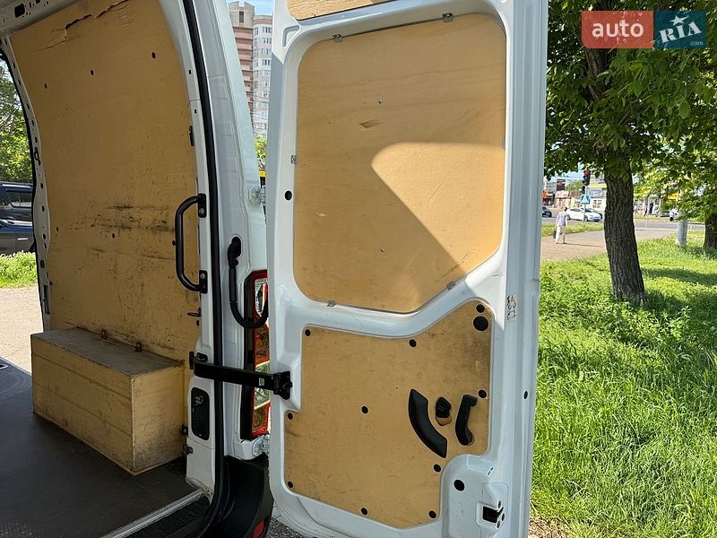 Грузовой фургон Renault Master 2021 в Одессе