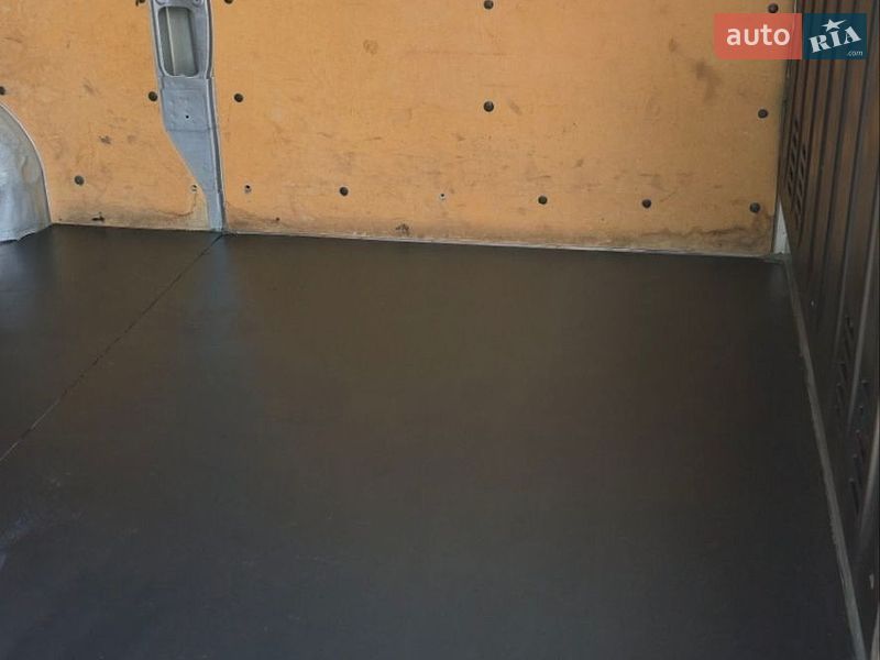 Грузовой фургон Renault Master 2016 в Золотоноше
