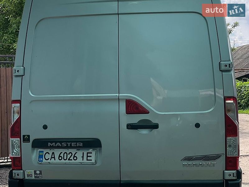 Грузовой фургон Renault Master 2016 в Золотоноше