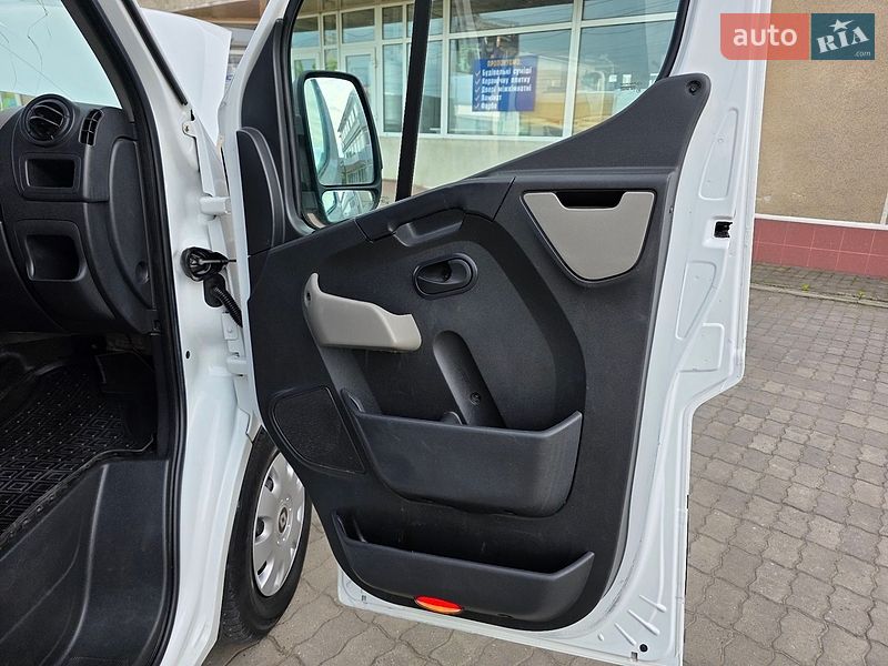 Грузовой фургон Renault Master 2012 в Хмельницком