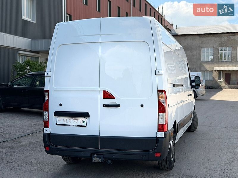 Вантажний фургон Renault Master 2021 в Рівному