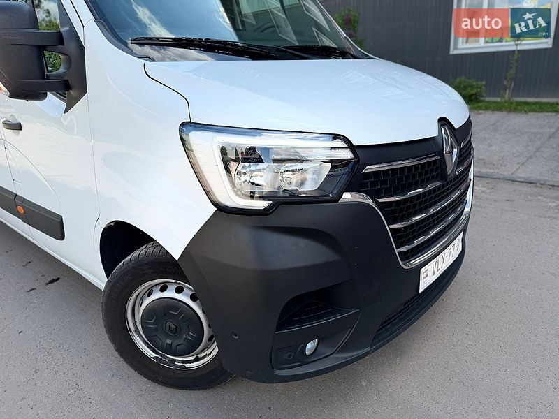 Вантажний фургон Renault Master 2021 в Рівному