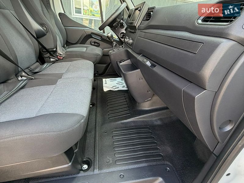Грузовой фургон Renault Master 2021 в Ровно