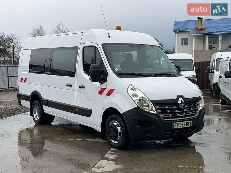 Вантажопасажирський фургон Renault Master 2018 в Млиніві