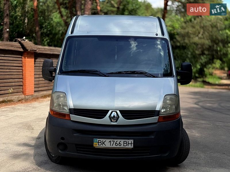 Мінівен Renault Master 2008 в Вараші