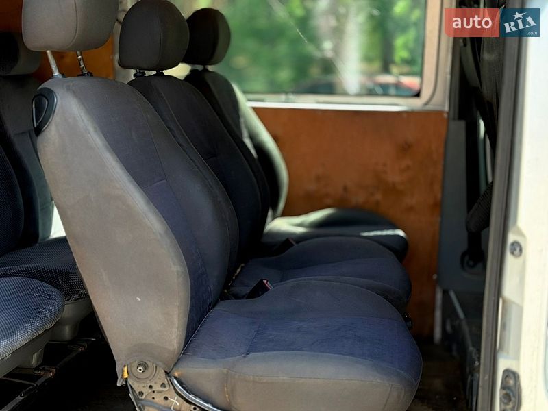 Мінівен Renault Master 2008 в Вараші