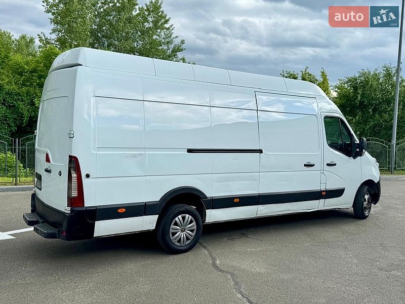 Грузовой фургон Renault Master 2015 в Киеве