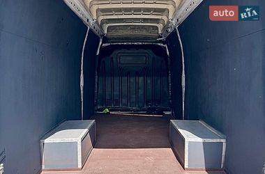 Грузовой фургон Renault Master 2015 в Киеве