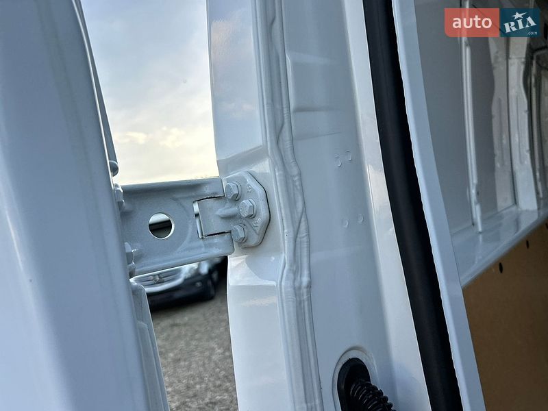 Вантажний фургон Renault Master 2023 в Хусті