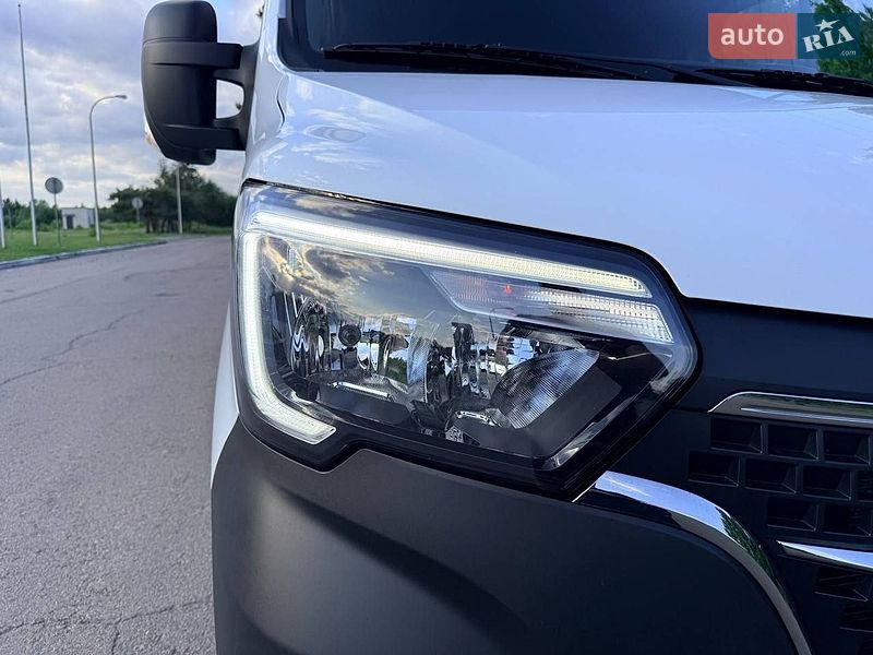 Грузовой фургон Renault Master 2023 в Киеве