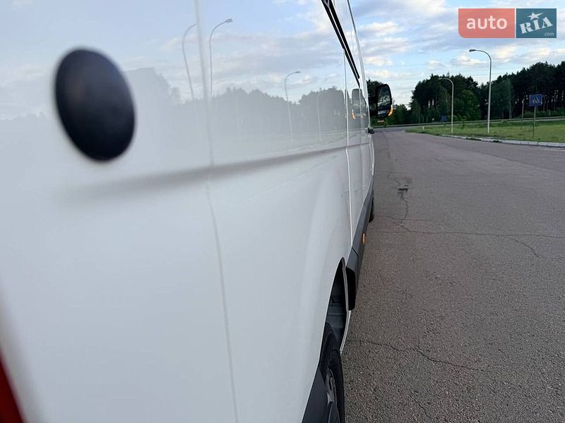Грузовой фургон Renault Master 2023 в Киеве