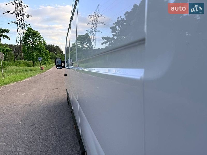Грузовой фургон Renault Master 2023 в Киеве