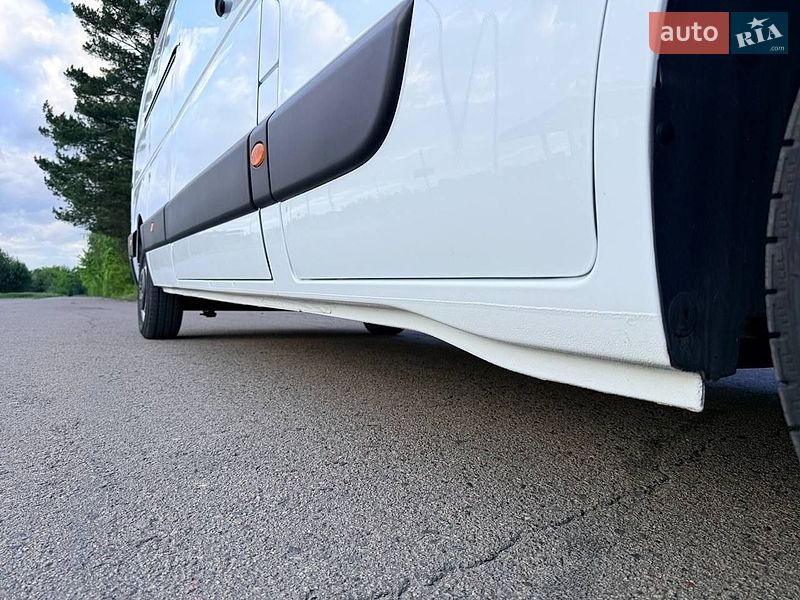 Грузовой фургон Renault Master 2023 в Киеве