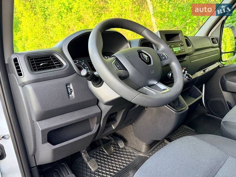 Грузовой фургон Renault Master 2023 в Киеве