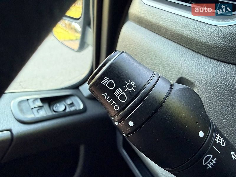 Грузовой фургон Renault Master 2023 в Киеве