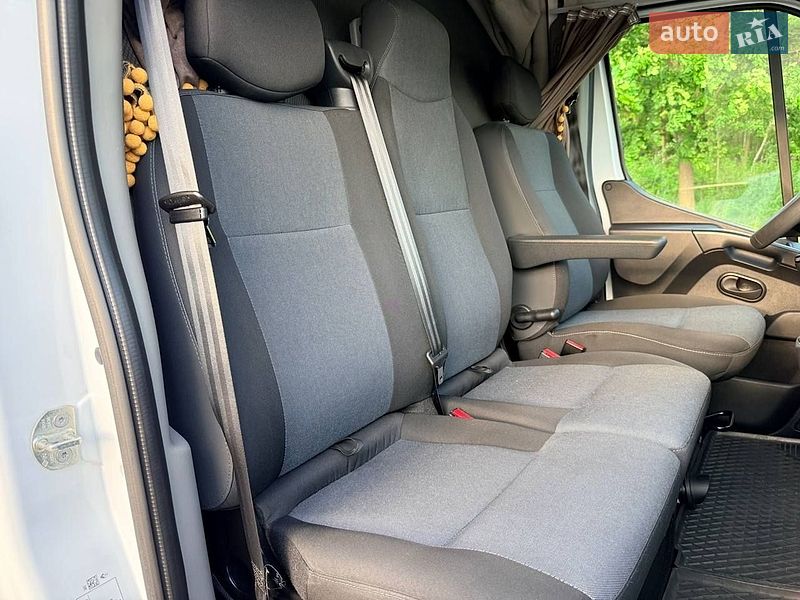 Грузовой фургон Renault Master 2023 в Киеве