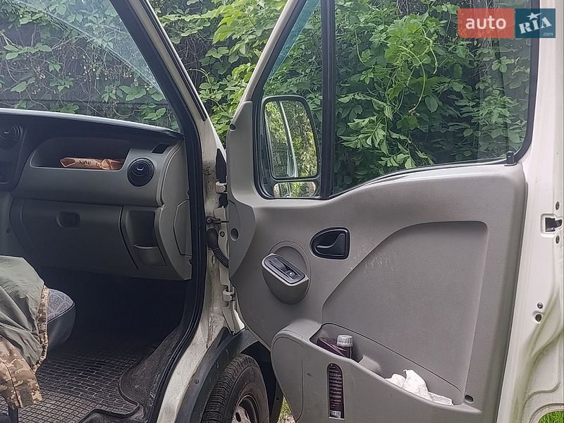 Грузовой фургон Renault Master 2008 в Киеве