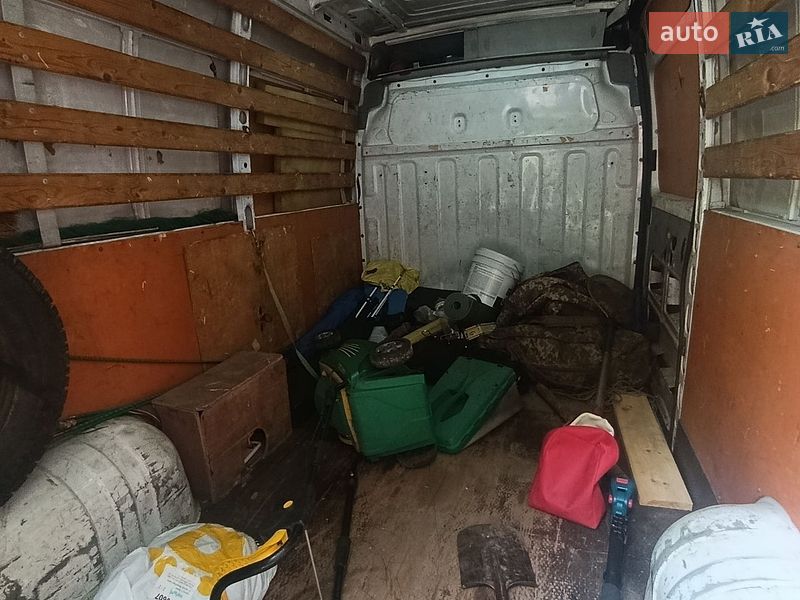 Грузовой фургон Renault Master 2008 в Киеве