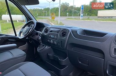 Евакуатор Renault Master 2018 в Радивиліві