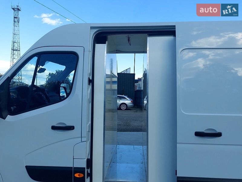 Грузовой фургон Renault Master 2021 в Млинове