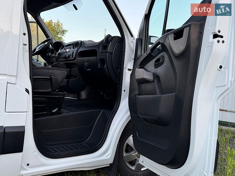 Тентований Renault Master 2017 в Ковелі