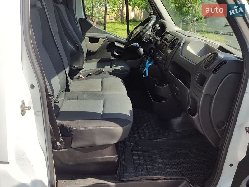 Вантажний фургон Renault Master 2014 в Києві