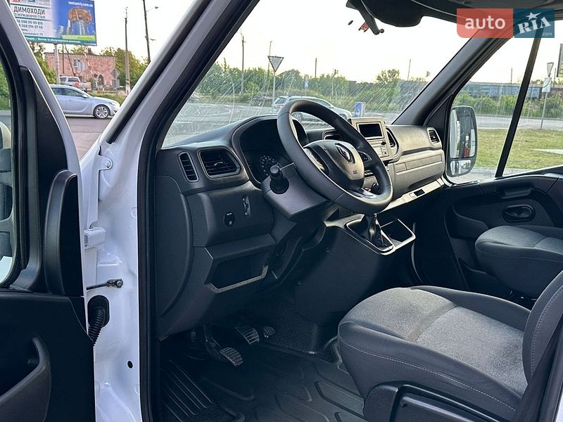 Другие грузовики Renault Master 2023 в Киеве