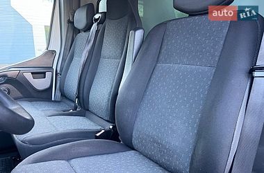 Вантажний фургон Renault Master 2017 в Дубні