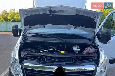 Вантажний фургон Renault Master 2017 в Дубні